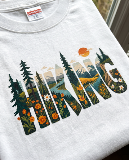 ハイキングシャツ：マウンテン・アドベンチャー・グラフィックTシャツ