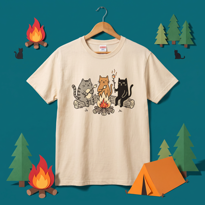焚き火 猫マシュマロ Tシャツ - CAMPMODE | キャンプ ウェア