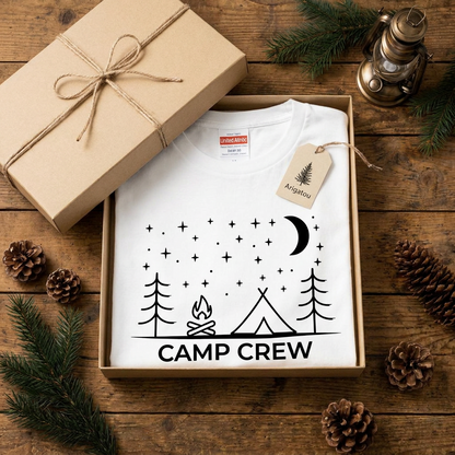 星空と焚き火のキャンプ Tシャツ | キャンプ仲間 お揃い 服 | CAMPMODE